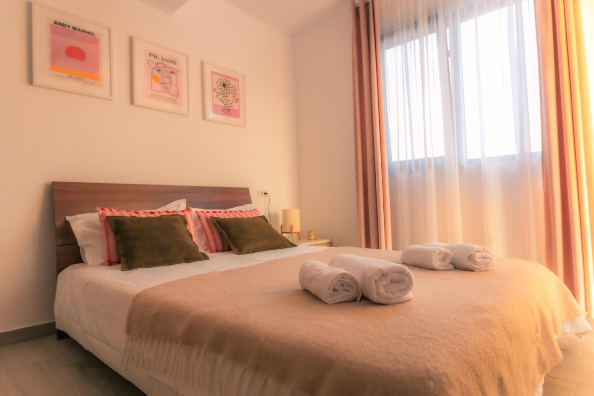 Sunset Apartment - Central Apt With Rooftop Garden Bucharest Exterior photo